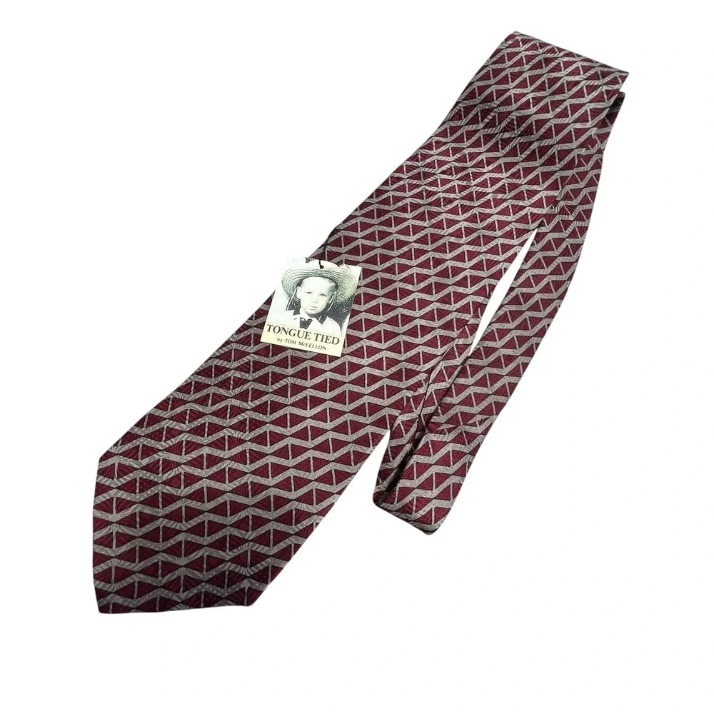 Tongue Tied by Tom McLellon Men's 100% Silk Vintage Tie Burgundy/Tan Geometric